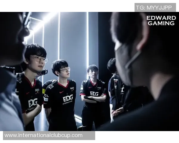 EDG在Major赛中的战术表现分析与深度点评